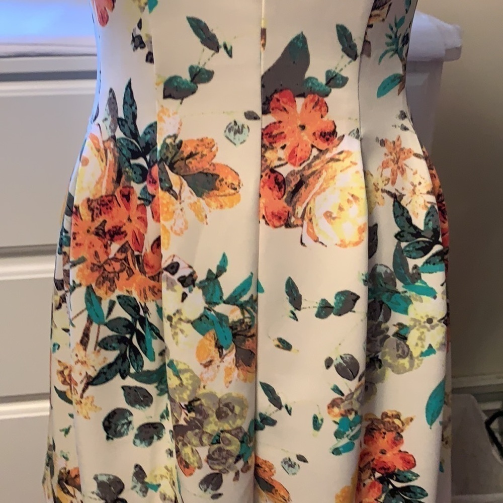 Candies super stretchy floral sleeveless dress - Picture 3 of 14